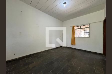 Casa para alugar com 3 quartos, 75m² em Chácara Cotia, Contagem