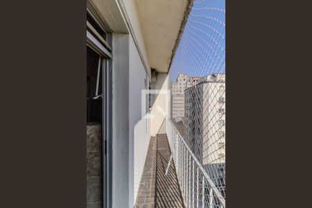 Varanda de kitnet/studio para alugar com 1 quarto, 60m² em Santa Ifigênia, São Paulo