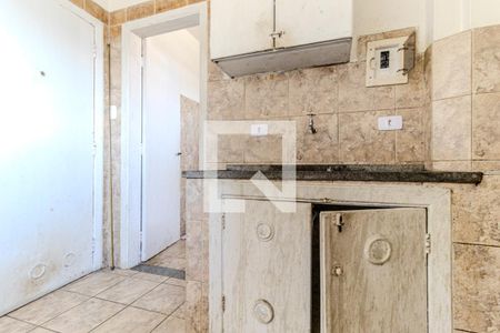 Cozinha de kitnet/studio para alugar com 1 quarto, 60m² em Santa Ifigênia, São Paulo