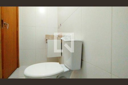 Banheiro de apartamento para alugar com 2 quartos, 47m² em Vila Gomes Cardim, São Paulo