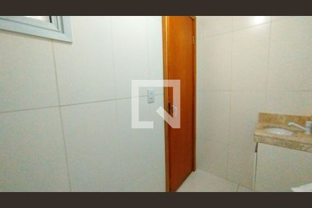 Banheiro de apartamento para alugar com 2 quartos, 47m² em Vila Gomes Cardim, São Paulo