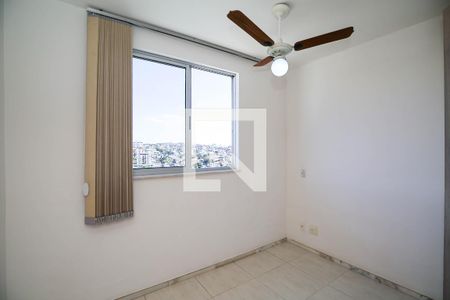 Quarto de apartamento à venda com 2 quartos, 65m² em Havaí, Belo Horizonte