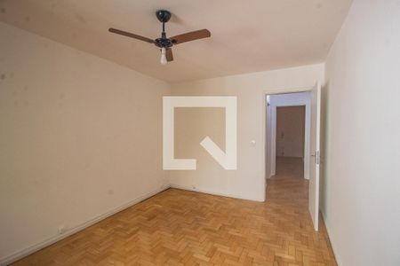 Quarto de apartamento à venda com 1 quarto, 48m² em Jardim Botânico, Porto Alegre