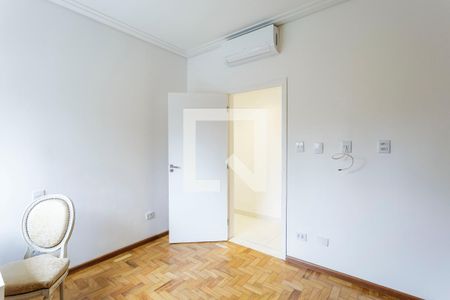 Quarto 1 de apartamento à venda com 3 quartos, 134m² em Itaim Bibi, São Paulo