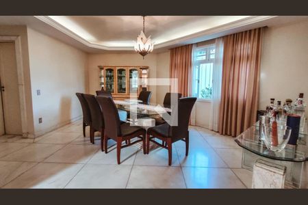 Casa à venda com 5 quartos, 491m² em Bandeirantes (Pampulha), Belo Horizonte