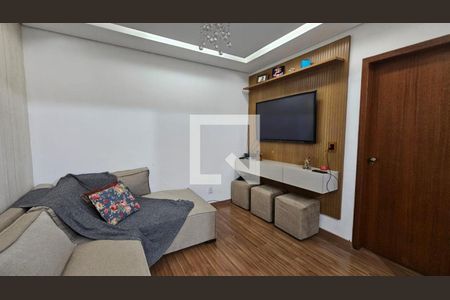 Casa à venda com 3 quartos, 210m² em Inconfidentes, Contagem