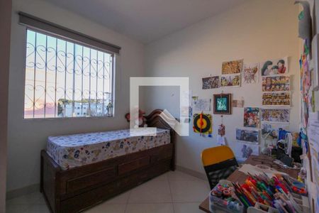 Casa à venda com 3 quartos, 116m² em Santa Branca, Belo Horizonte
