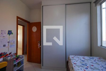 Casa à venda com 3 quartos, 116m² em Santa Branca, Belo Horizonte