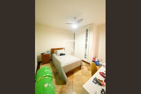 Casa à venda com 3 quartos, 330m² em Copacabana, Belo Horizonte