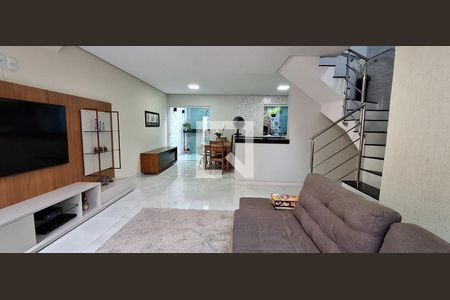 Casa à venda com 3 quartos, 110m² em Planalto, Belo Horizonte