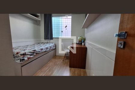 Casa à venda com 3 quartos, 110m² em Planalto, Belo Horizonte