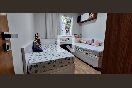 Casa à venda com 3 quartos, 110m² em Planalto, Belo Horizonte