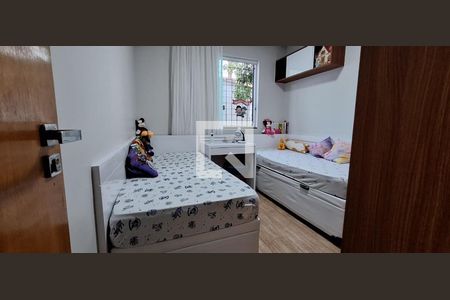 Casa à venda com 3 quartos, 110m² em Planalto, Belo Horizonte