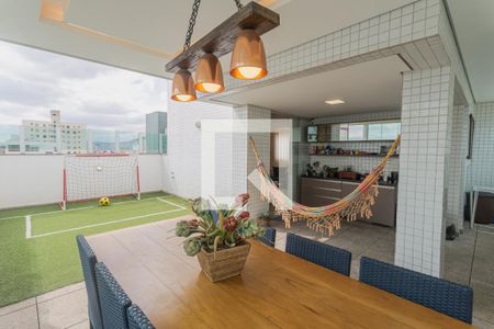 Cobertura de apartamento à venda com 4 quartos, 289m² em Sagrada Família, Belo Horizonte