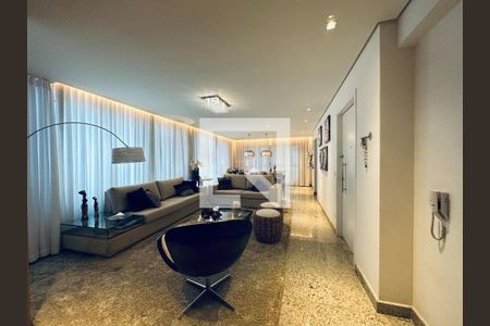 Apartamento à venda com 4 quartos, 208m² em Buritis, Belo Horizonte