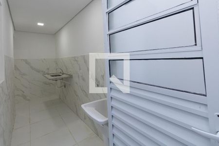 Cozinha / Área de Serviço de apartamento para alugar com 2 quartos, 40m² em Vila Nelson, São Paulo