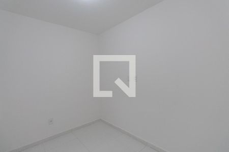 Quarto 2 de apartamento para alugar com 2 quartos, 40m² em Vila Nelson, São Paulo