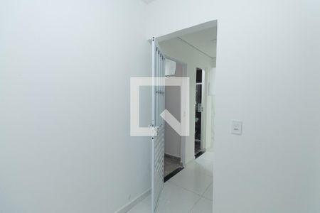 Sala de apartamento para alugar com 2 quartos, 40m² em Vila Nelson, São Paulo