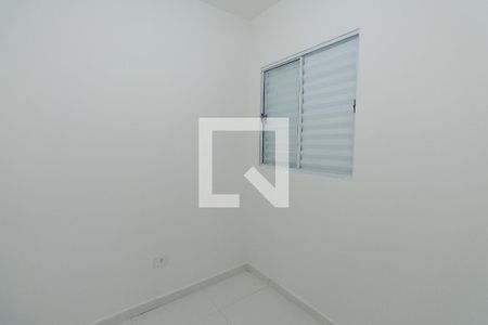 Quarto 1 de apartamento para alugar com 2 quartos, 40m² em Vila Nelson, São Paulo