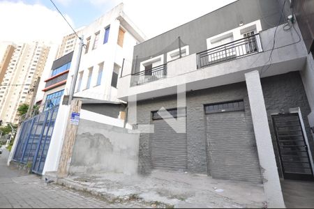 Fachada de apartamento para alugar com 2 quartos, 40m² em Vila Nelson, São Paulo