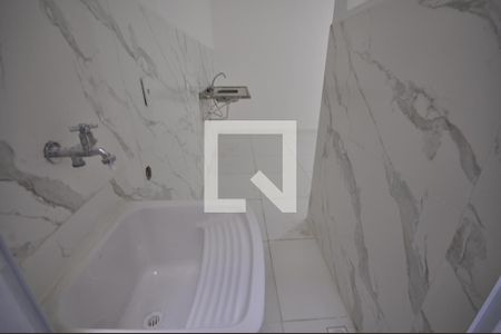 Área de Serviço de apartamento para alugar com 2 quartos, 40m² em Vila Nelson, São Paulo