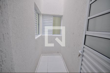 Área de Serviço de apartamento para alugar com 2 quartos, 40m² em Vila Nelson, São Paulo