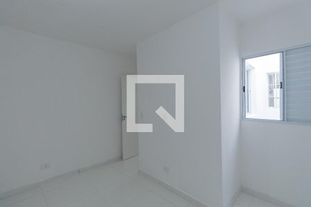 Quarto 2 de apartamento para alugar com 2 quartos, 40m² em Vila Nelson, São Paulo