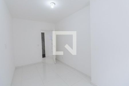 Quarto 2 de apartamento para alugar com 2 quartos, 50m² em Vila Nelson, São Paulo