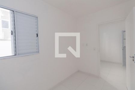 Quarto 1 de apartamento para alugar com 2 quartos, 50m² em Vila Nelson, São Paulo