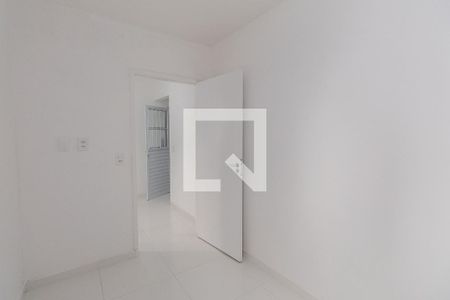 Quarto 1 de apartamento para alugar com 2 quartos, 50m² em Vila Nelson, São Paulo