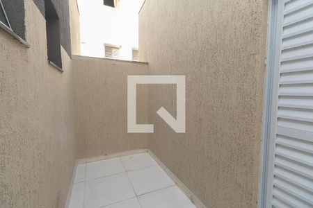 Quintal de apartamento para alugar com 2 quartos, 50m² em Vila Nelson, São Paulo