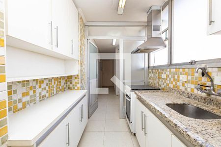 Cozinha de apartamento à venda com 2 quartos, 280m² em Bela Vista, São Paulo
