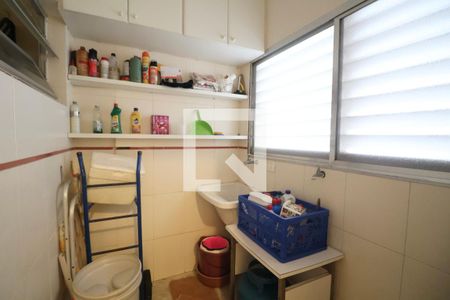 Área de Serviço de apartamento para alugar com 3 quartos, 300m² em Jardim Vitoria, Guarujá
