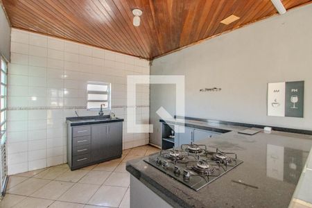 Cozinha e Área de Serviço de apartamento à venda com 2 quartos, 60m² em Sarandi, Porto Alegre