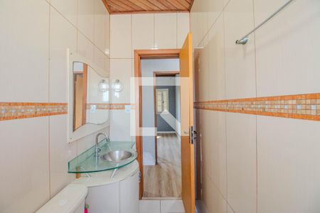 Banheiro de apartamento à venda com 2 quartos, 60m² em Sarandi, Porto Alegre