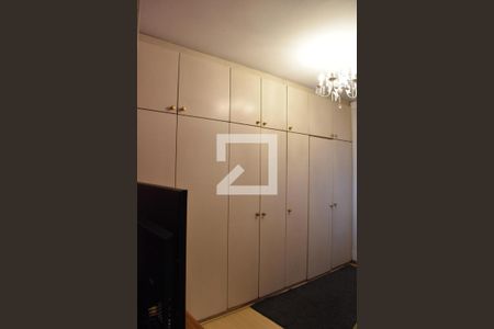 Quarto  1 de apartamento para alugar com 3 quartos, 200m² em Batel, Curitiba