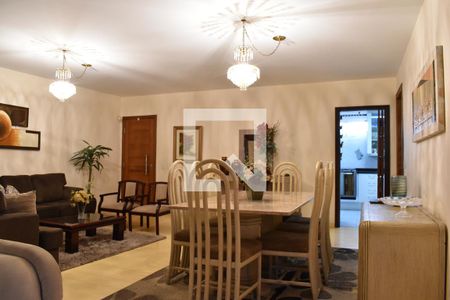 Sala  de apartamento para alugar com 3 quartos, 200m² em Batel, Curitiba