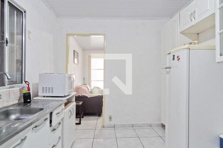 Cozinha de casa para alugar com 1 quarto, 45m² em Vila Ester (zona Norte), São Paulo