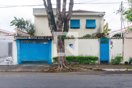 Fachada de casa à venda com 3 quartos, 500m² em Itaim Bibi, São Paulo