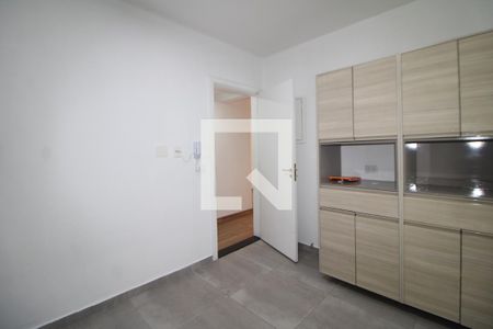 Cozinha de apartamento para alugar com 3 quartos, 110m² em Vila Pauliceia, São Paulo