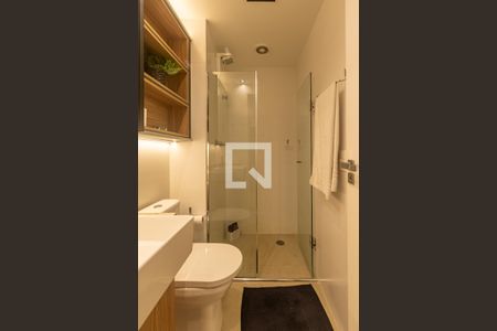 Banheiro de apartamento para alugar com 2 quartos, 37m² em Indianópolis, São Paulo