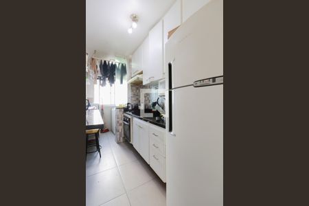 Cozinha de apartamento à venda com 2 quartos, 50m² em Vila Basileia, São Paulo