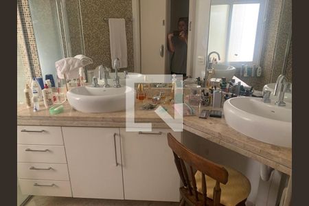 Apartamento à venda com 4 quartos, 182m² em Itaim Bibi, São Paulo