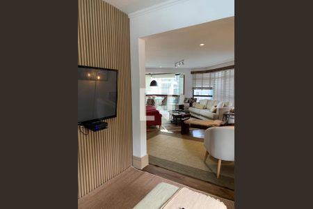 Apartamento à venda com 4 quartos, 182m² em Itaim Bibi, São Paulo