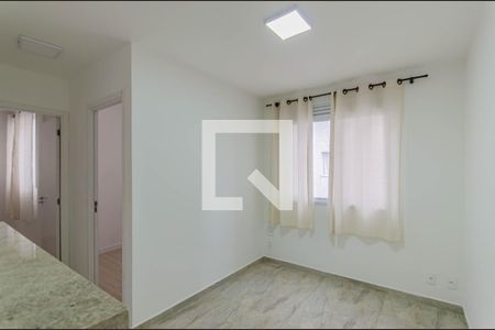 Apartamento para alugar com 2 quartos, 34m² em Cambuci, São Paulo