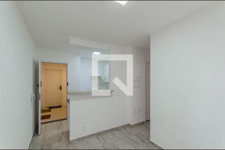 Sala de apartamento para alugar com 2 quartos, 34m² em Cambuci, São Paulo