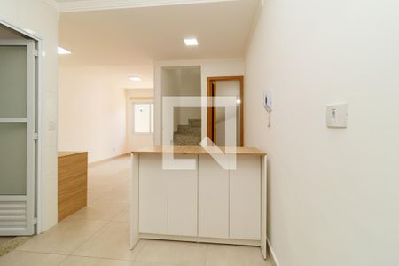 Cozinha de casa para alugar com 2 quartos, 110m² em Vila Gustavo, São Paulo