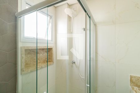 Banheiro da Suíte 2 de casa para alugar com 2 quartos, 110m² em Vila Gustavo, São Paulo