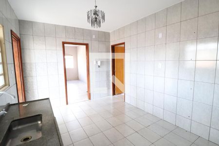 Cozinha de apartamento para alugar com 2 quartos, 99m² em Custódio Pereira, Uberlândia