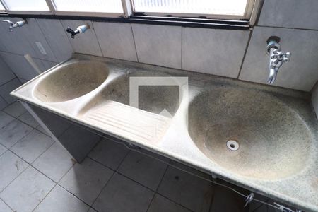 Área de Serviço de apartamento para alugar com 2 quartos, 99m² em Custódio Pereira, Uberlândia
